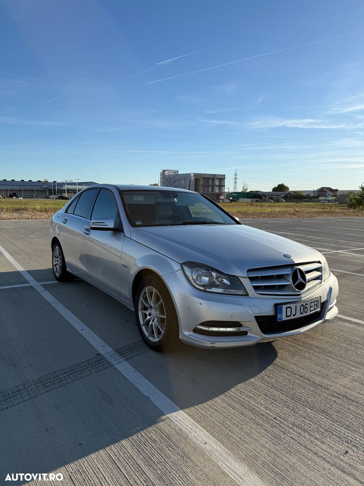 Mercedes-Benz C 220 CDI BlueEFFICIENCY - 2
