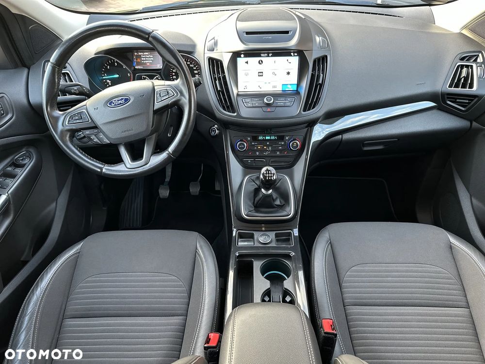 Ford Kuga 2.0 TDCi FWD Titanium - 19