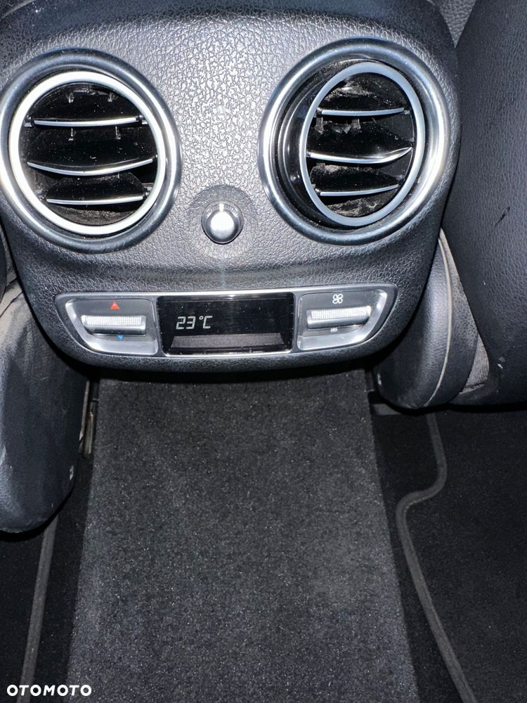 Mercedes-Benz Klasa E 220 d 9G-TRONIC - 30