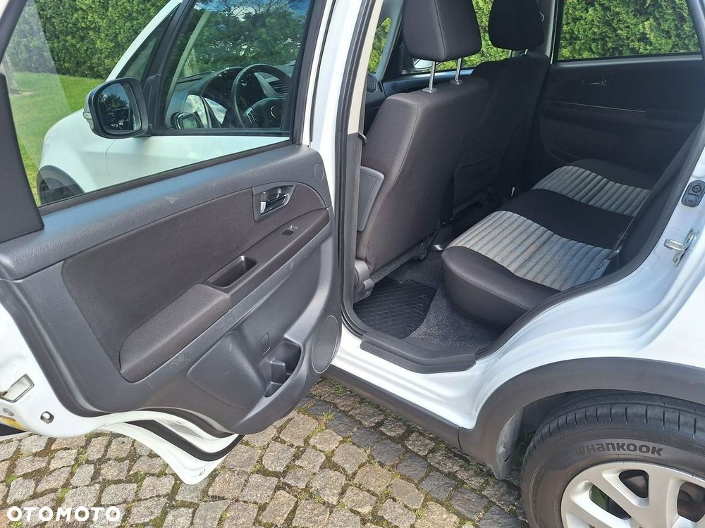 Fiat Sedici 2.0 Multijet 16V 4x4 Emotion - 17