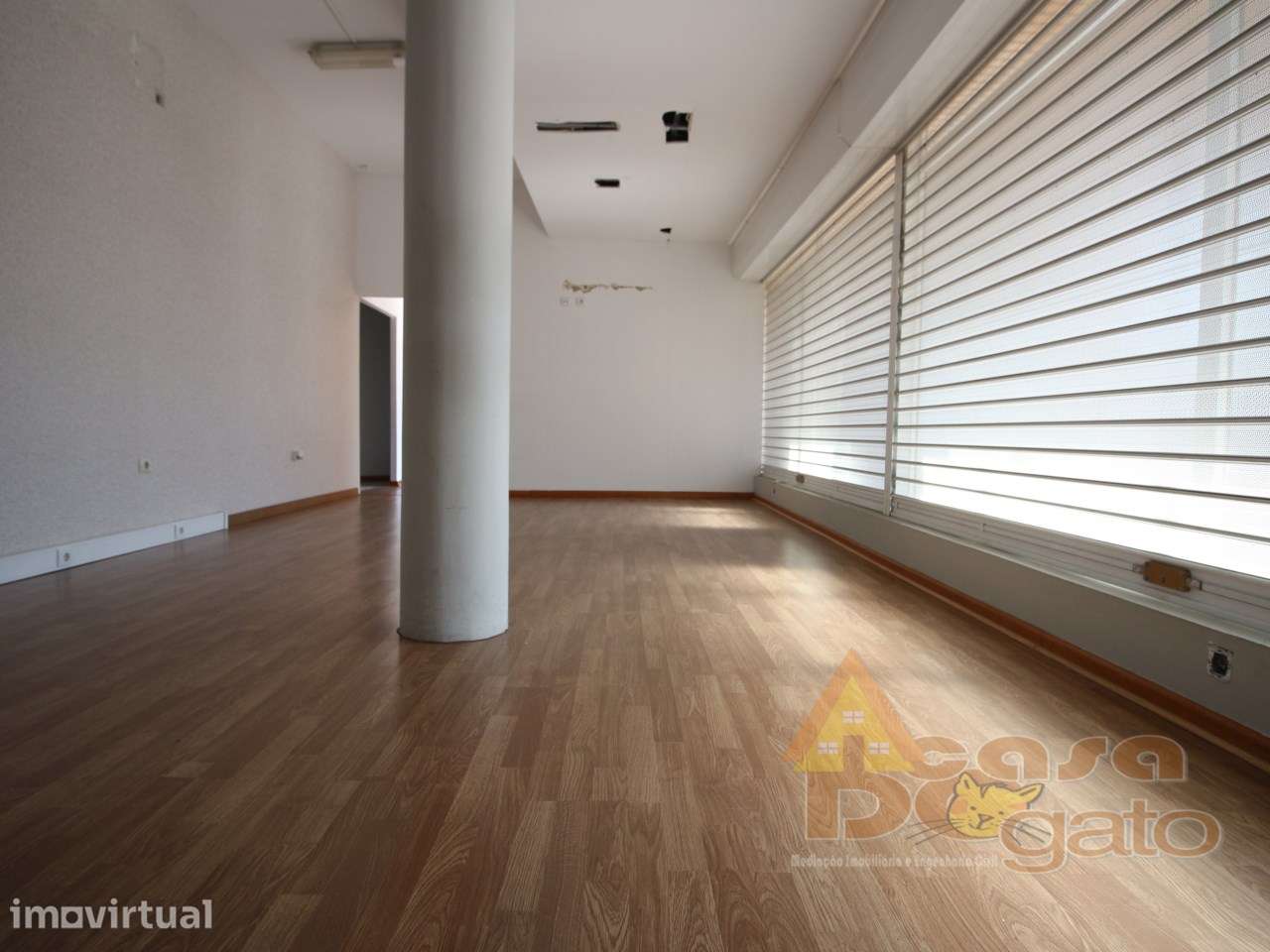 Loja com ótimas condição para transformar em habitação - Grande imagem: 4/22