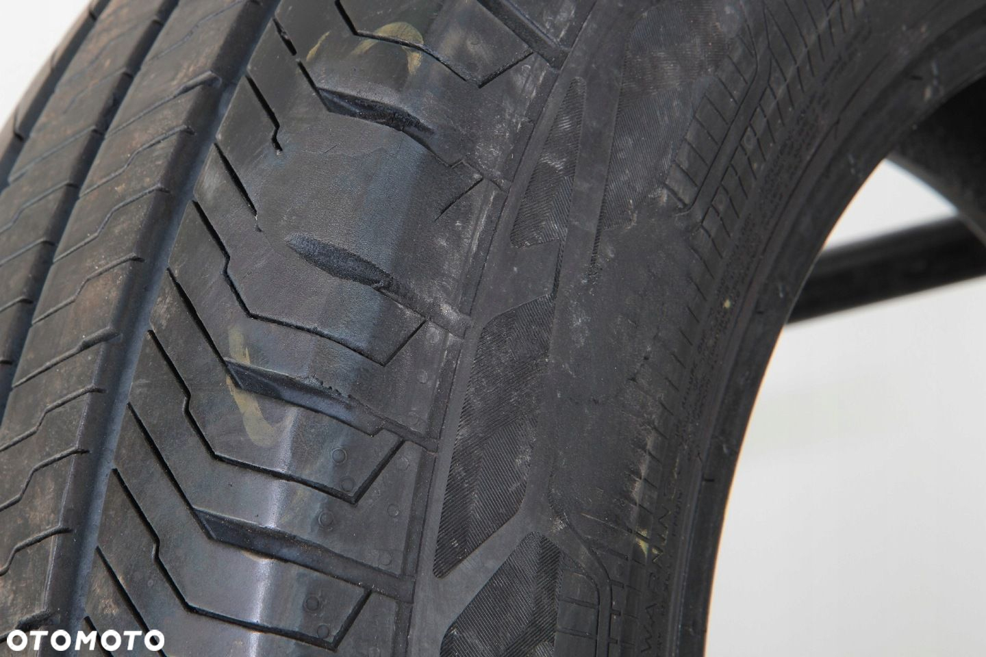 215/65R16C Continental VANCONTACT ECO 109/107T 7-7,5mm PARA DP1314A - 9