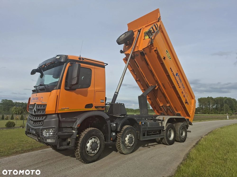 Mercedes-Benz AROCS - 4