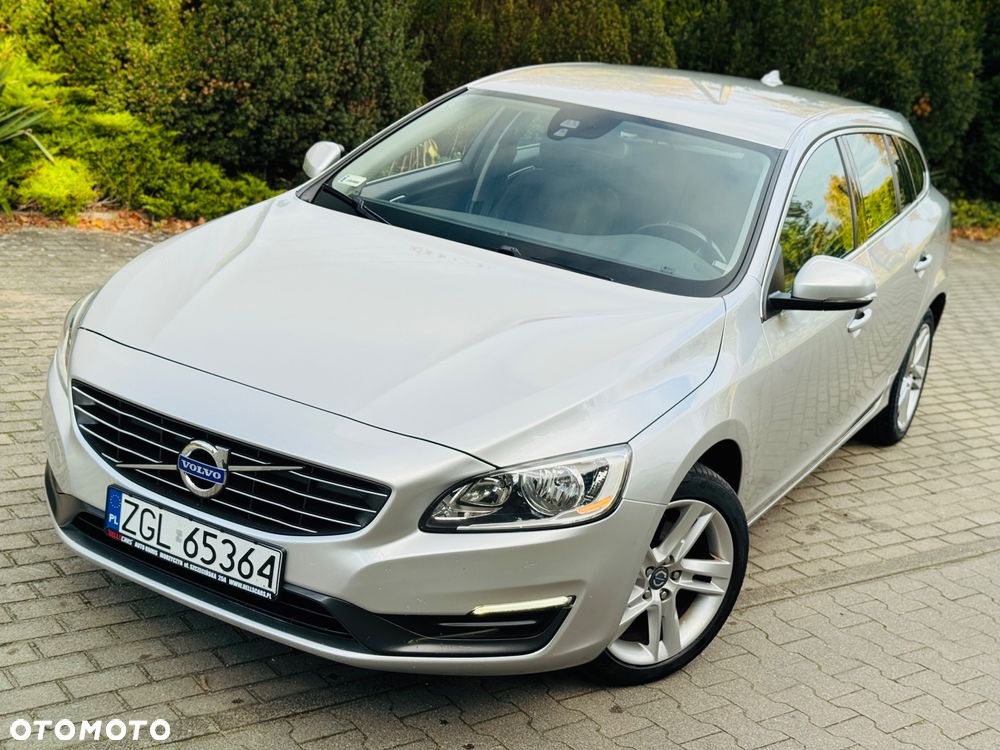 Volvo V60 D2 Edition Pro - 16