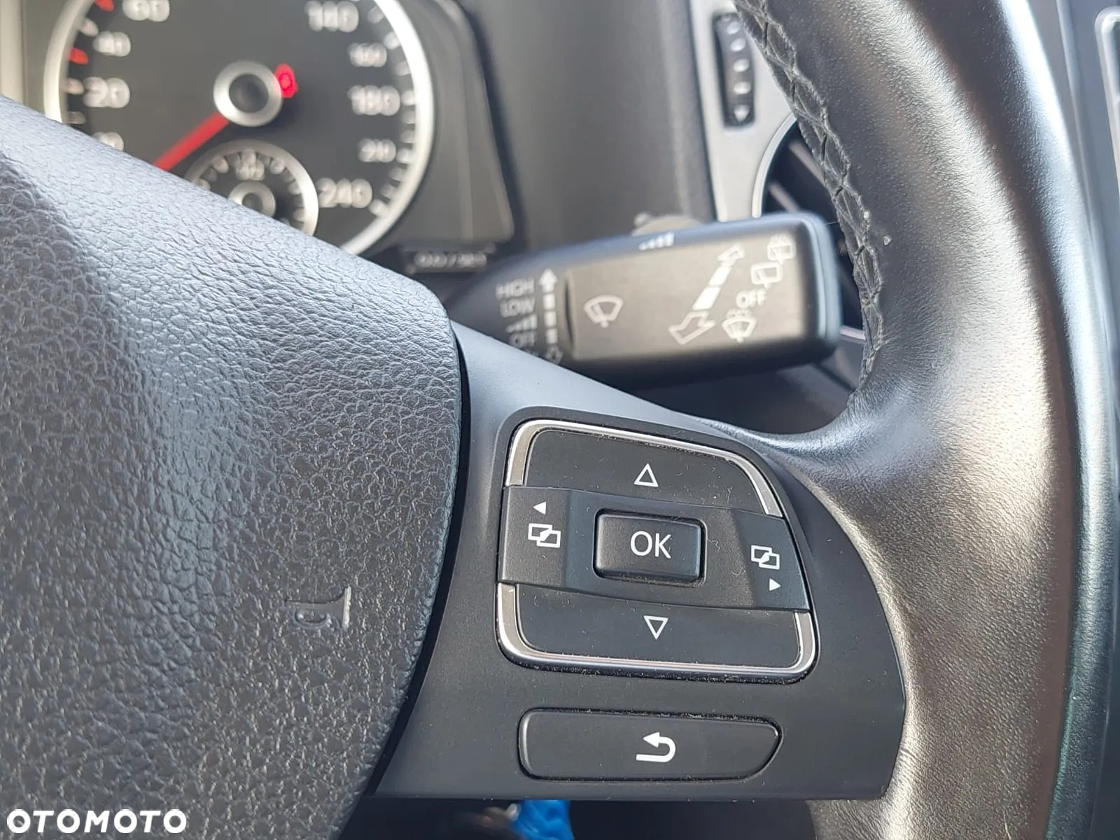 Volkswagen Tiguan 1.4 TSI Sport&Style - 32