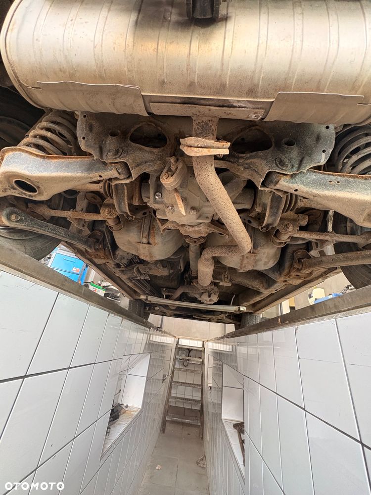 Suzuki Grand Vitara 1.6 Comfort - 22