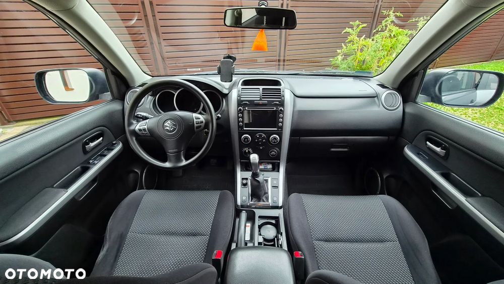 Suzuki Grand Vitara 2.0 Comfort - 11