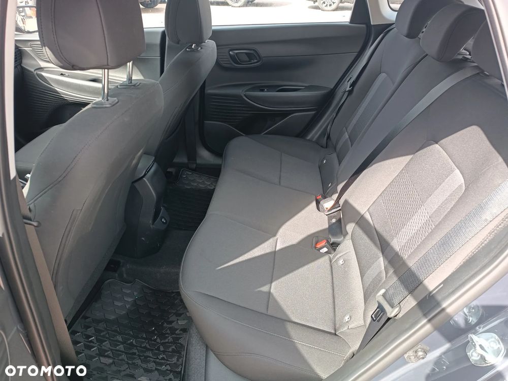 Hyundai i20 - 12
