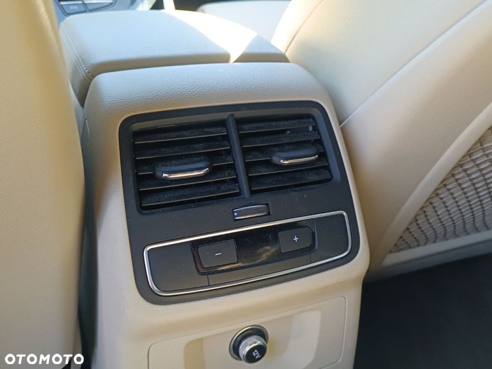 Audi A4 Avant - 27