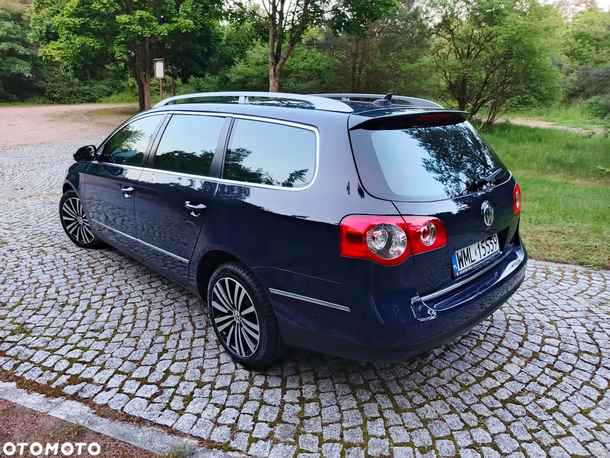 Volkswagen Passat 2.0 TDI DPF Highline - 36
