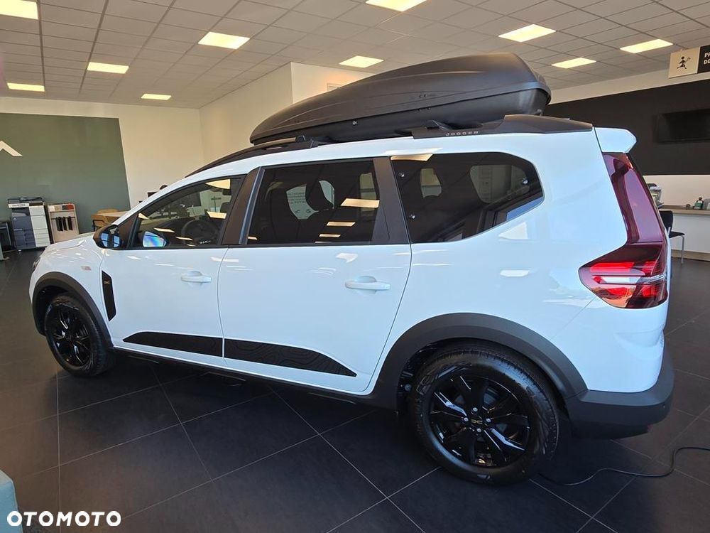Dacia Jogger 1.6 Full Hybrid 140 Extreme MMT 7os - 6