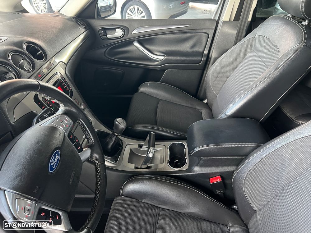 Ford S-Max 1.8 TDCi Titanium 7L - 14