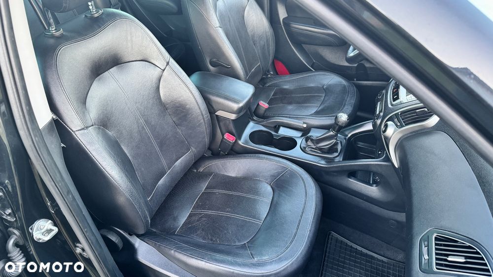 Hyundai ix35 2.0 Premium 2WD - 26