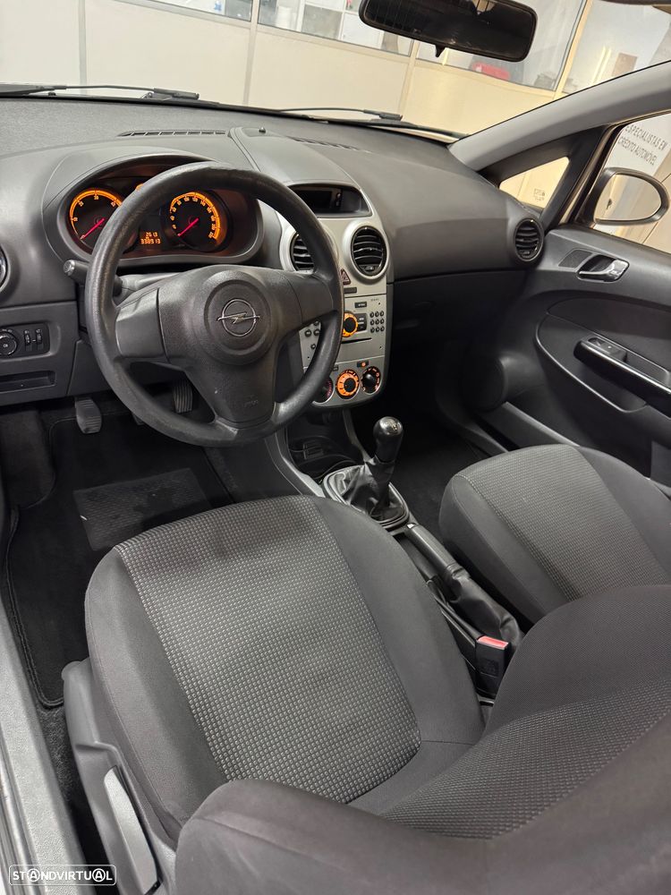 Opel Corsa - 13