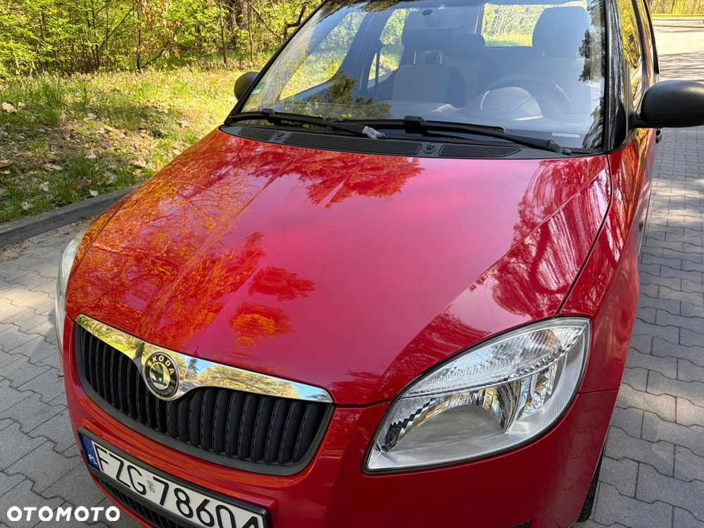 Skoda Roomster 1.4 16V PLUS EDITION - 10