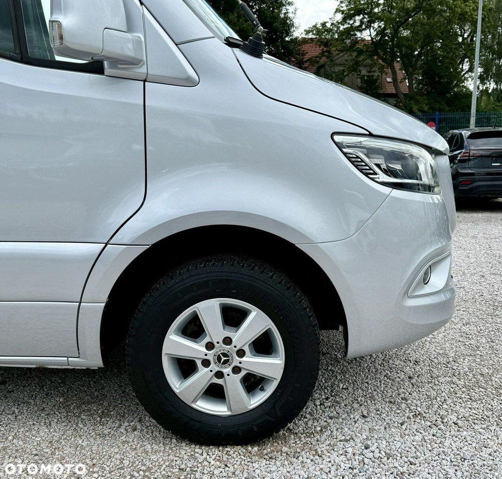 Mercedes-Benz Sprinter - 32