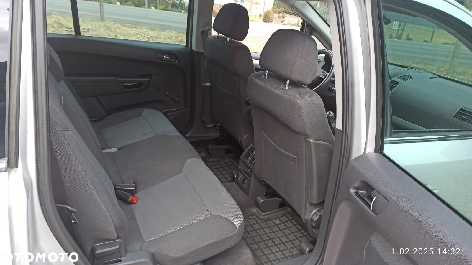 Opel Zafira 1.7 CDTI Enjoy - 24