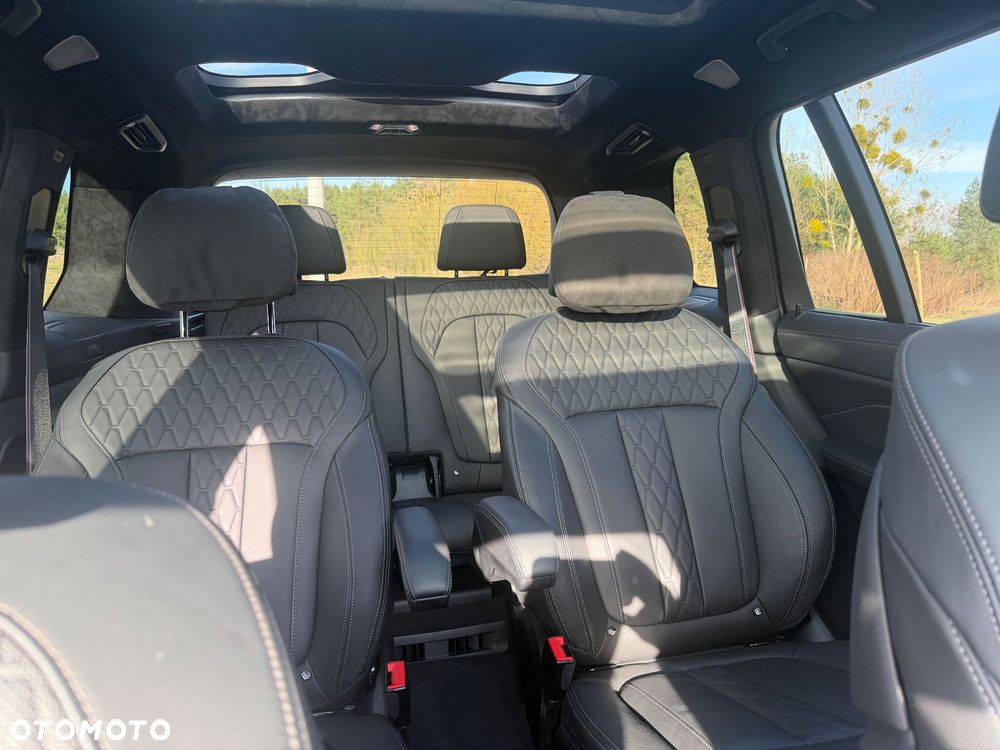 BMW X7 M60i xDrive mHEV sport - 11