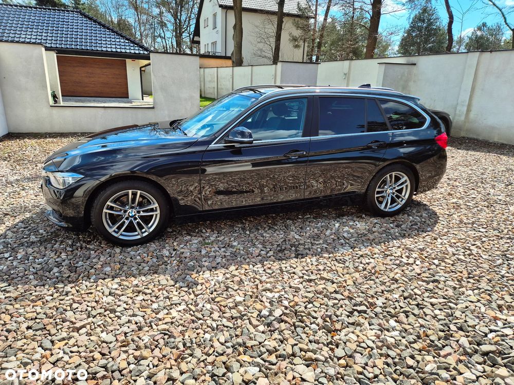 BMW Seria 3 320i Advantage sport - 3
