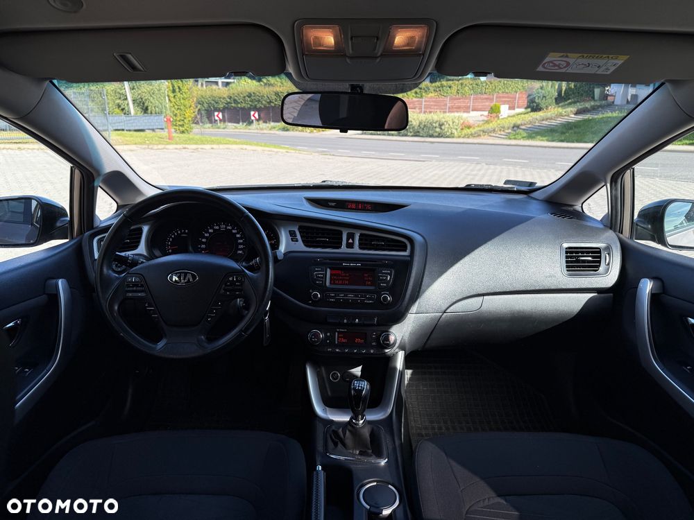 Kia Ceed - 15