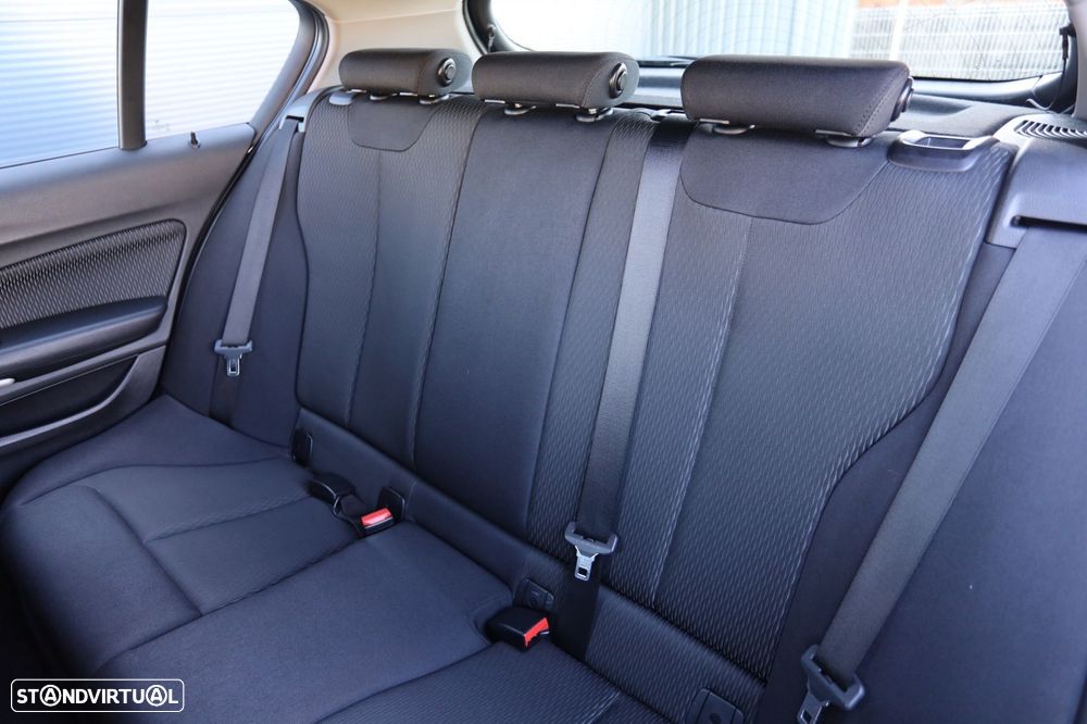 BMW 116 d EfficientDynamics - 17