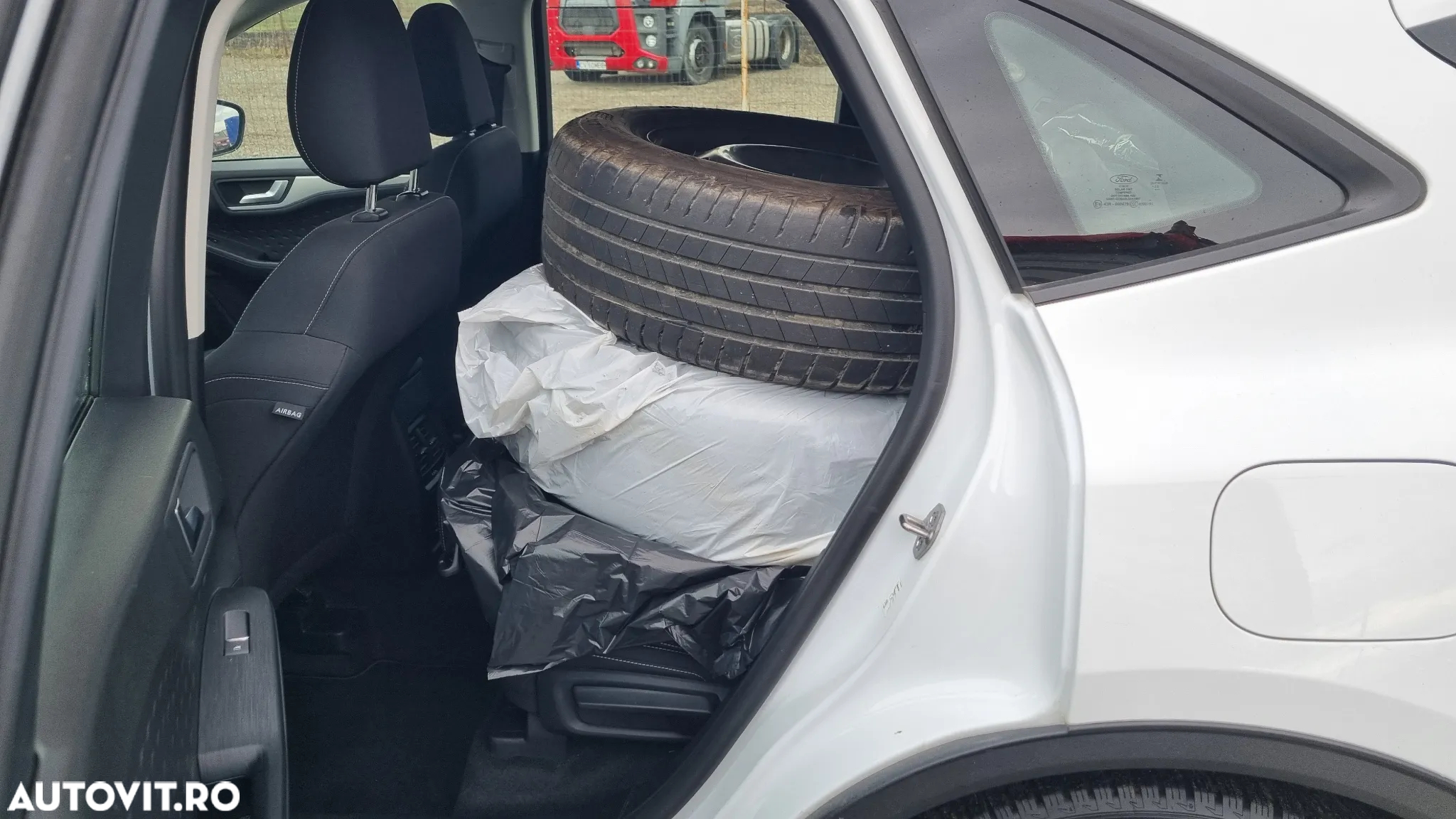 Ford Kuga 2.0 EcoBlue 4x4 Aut. COOL&CONNECT - 16