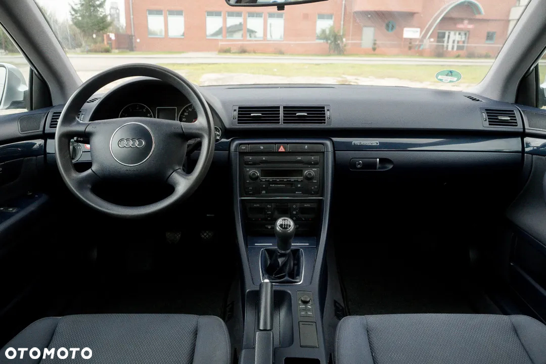 Audi A4 Avant 1.8T Quattro - 30
