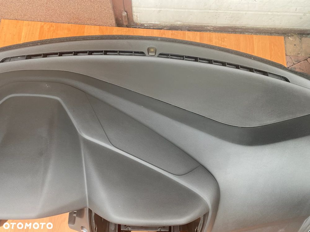 DESKA KONSOLA KOKPIT PODUSZKA FORD FOCUS MK3 FL LIFT - 15