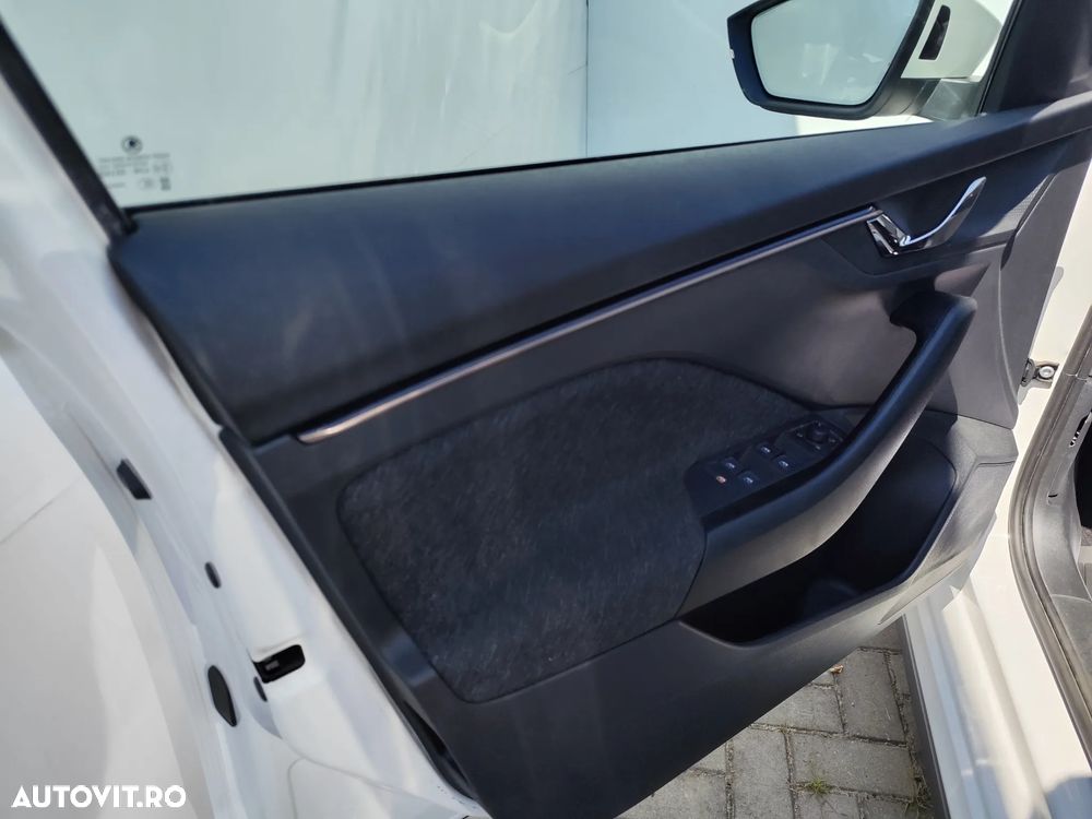 Skoda Kamiq 1.0 TSI DSG Style - 10