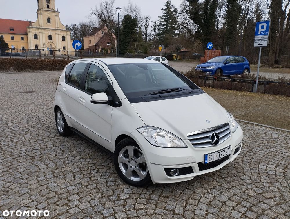 Mercedes-Benz Klasa A 160 CDI Elegance DPF BlueEFFICIENCY - 23