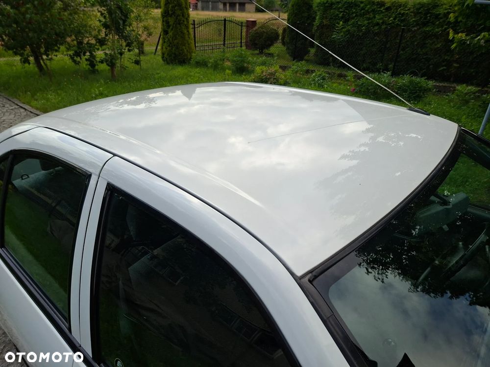 Nissan Almera 1.4 GX - 5