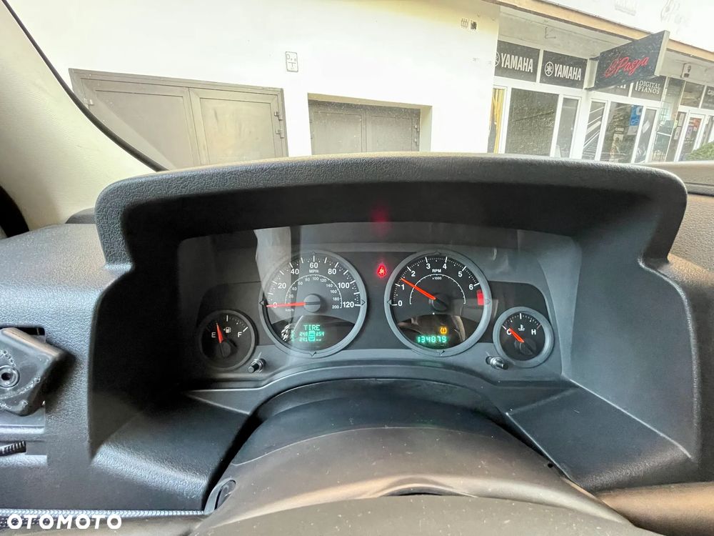 Jeep Patriot 2.4 Limited - 27