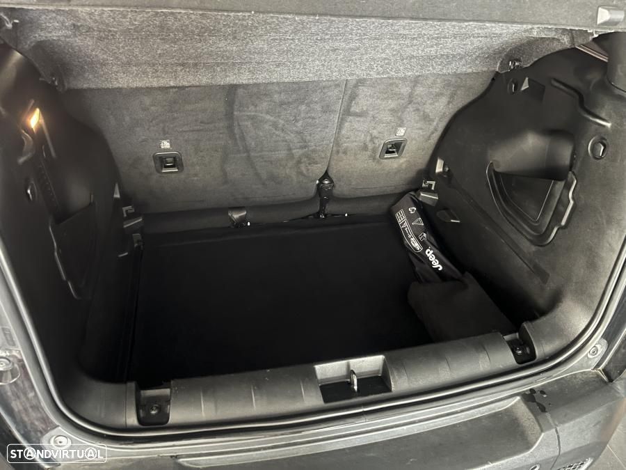 Jeep Renegade 1.5 TG e-Hybrid Limited DCT - 8