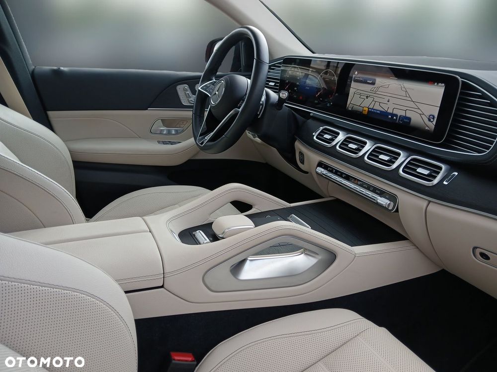 Mercedes-Benz GLE 300 d mHEV 4-Matic AMG Line - 13