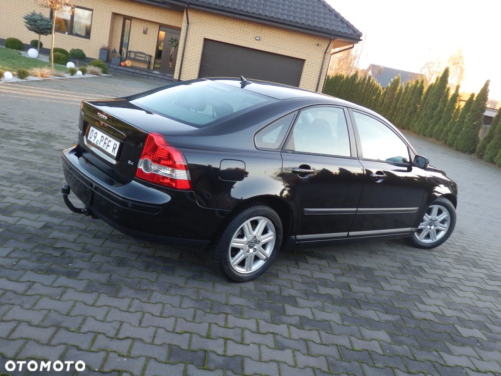 Volvo S40 2.4 Momentum - 4