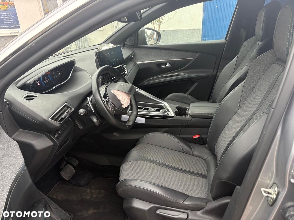 Peugeot 5008 BlueHDi 130 EAT8 Allure Pack - 27