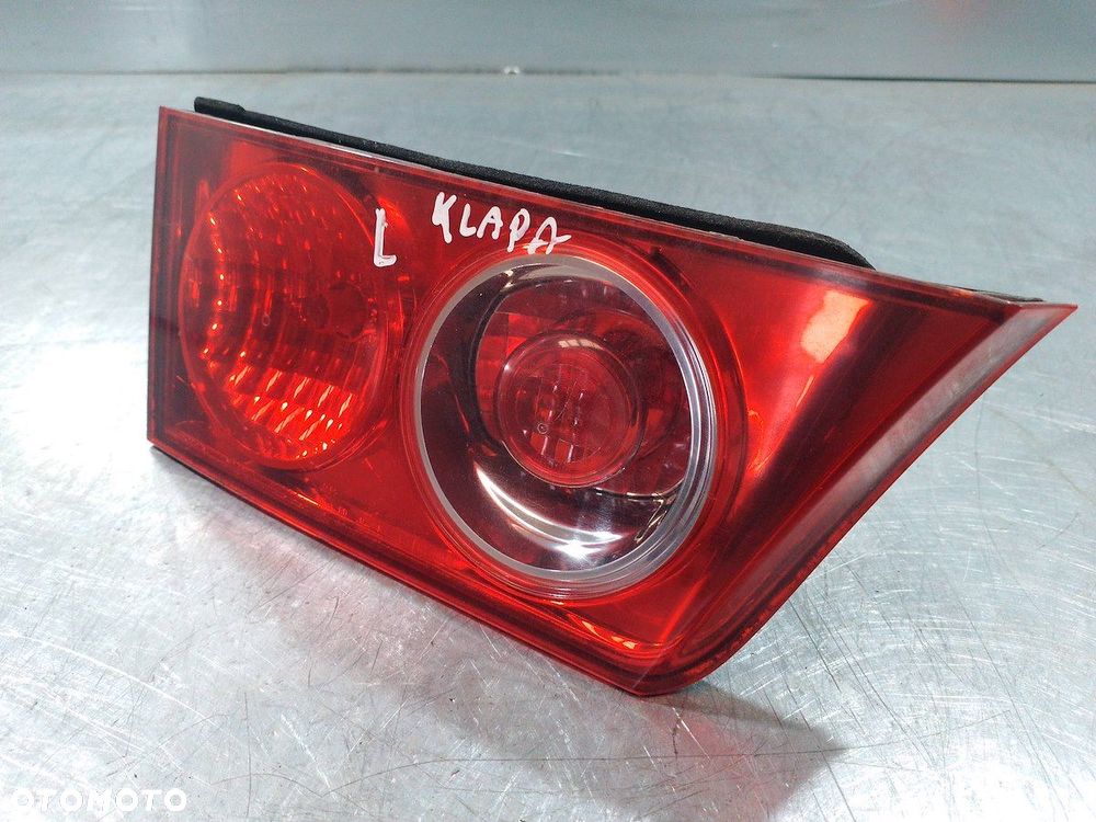 LAMPA TYLNA LEWA W KLAPE HONDA ACCORD VII P3214L - 5