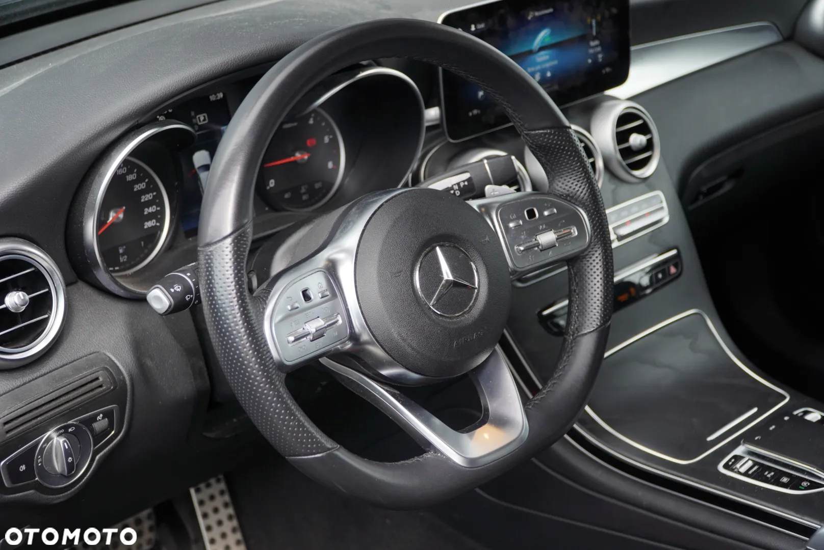 Mercedes-Benz GLC 200 d 4-Matic Business Edition - 22