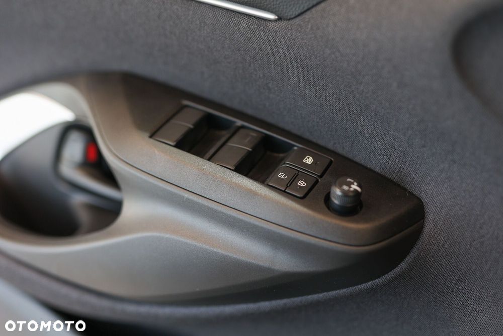 Toyota Yaris Cross Hybrid 1.5 Comfort - 23