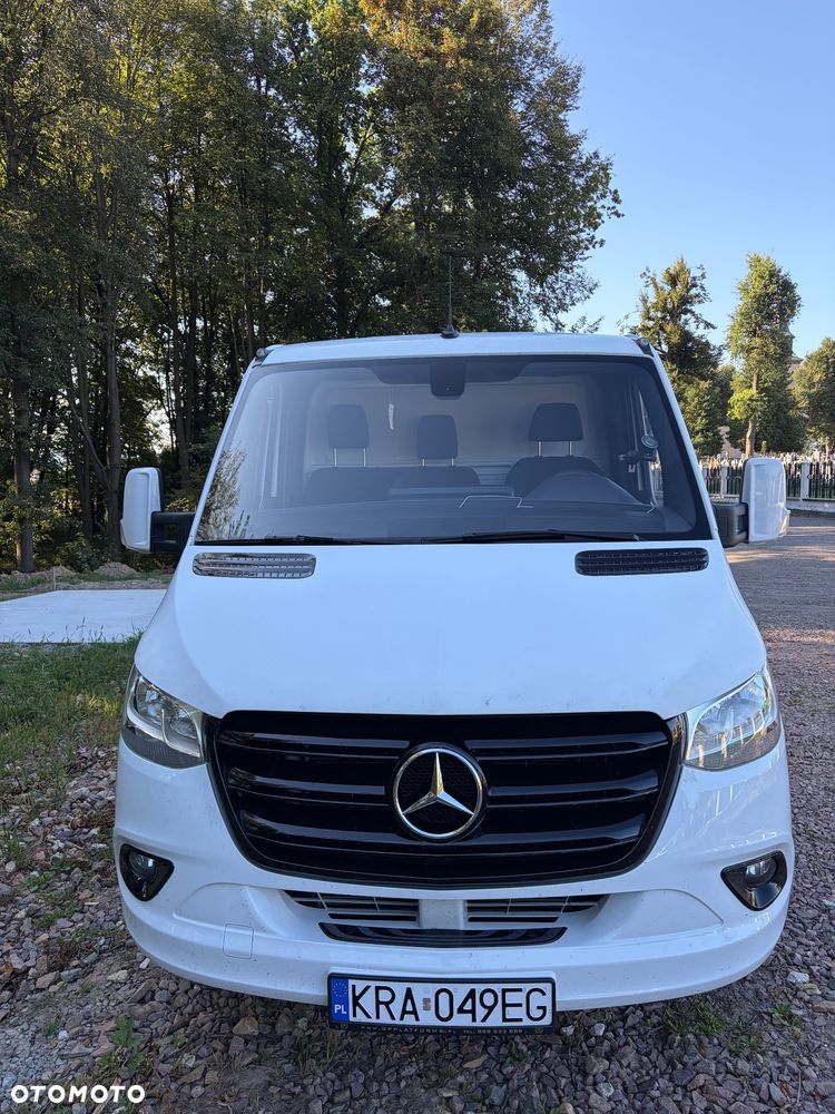 Mercedes-Benz Sprinter 319 - 7