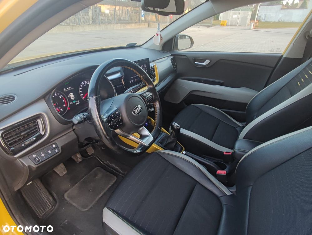 Kia Stonic 1.0 T-GDI MHEV L Business Line - 23