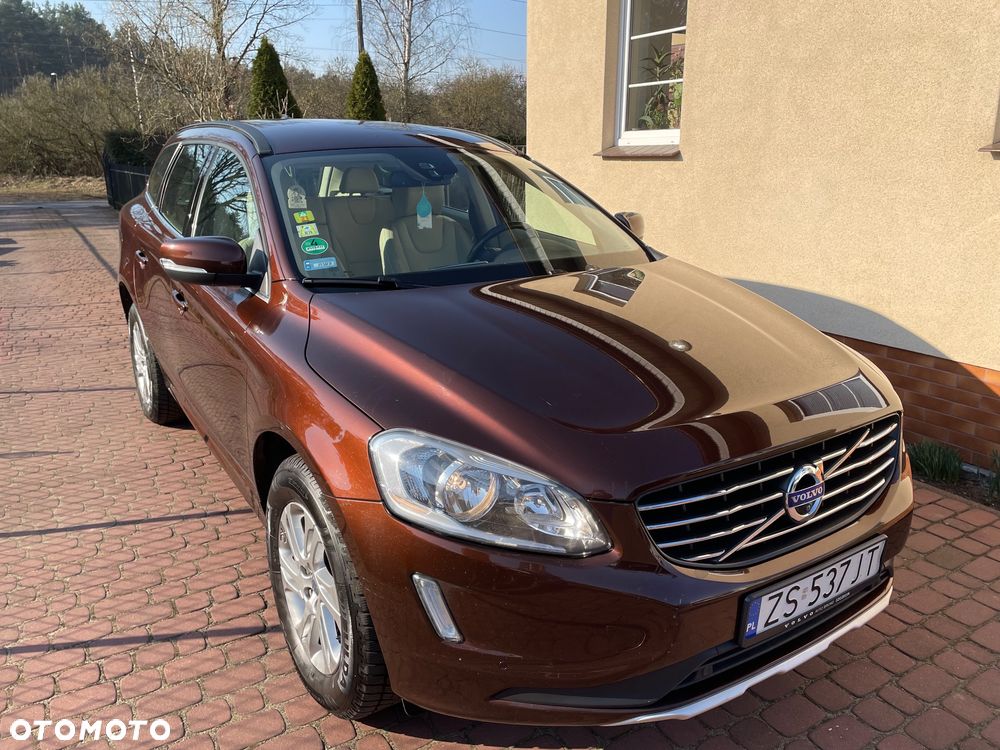 Volvo XC 60 D4 AWD Momentum - 3