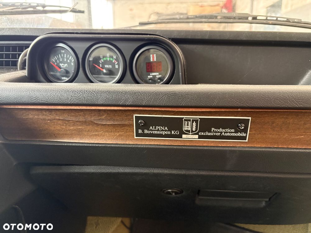 BMW Seria 5 528 i - 8