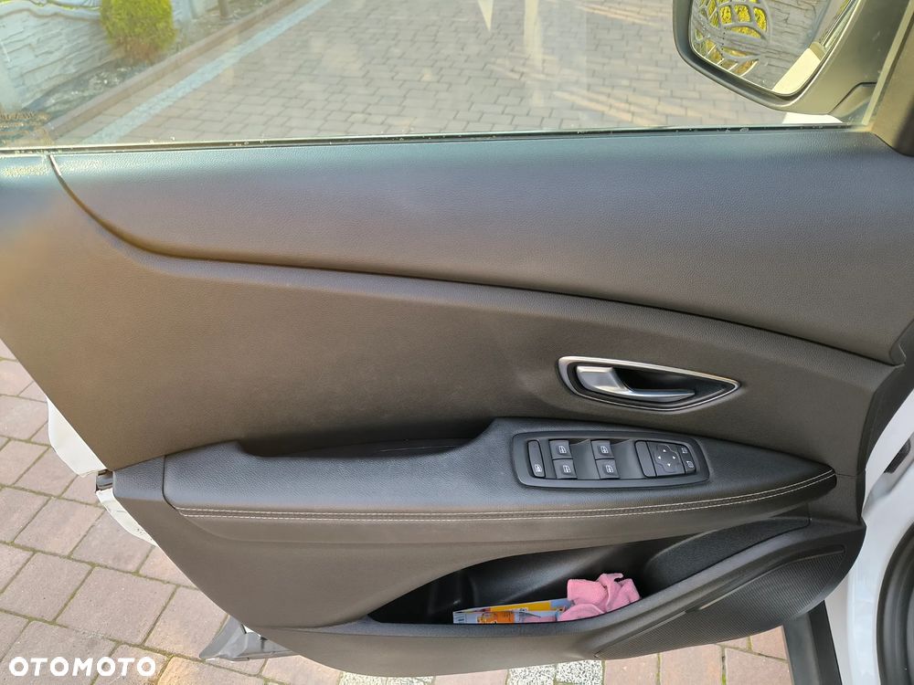 Renault Scenic ENERGY dCi 130 INTENS - 8