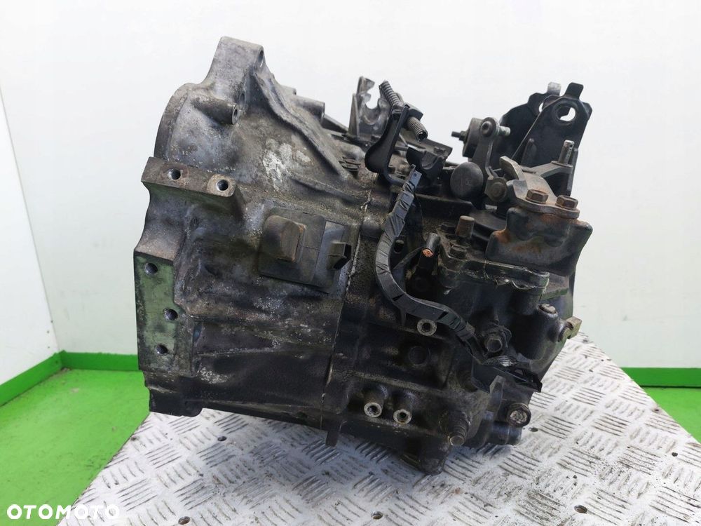 Skrzynia biegów Manualna 6B Toyota Avensis  II T25 2003-2006 2.0 D4D MTM - 5