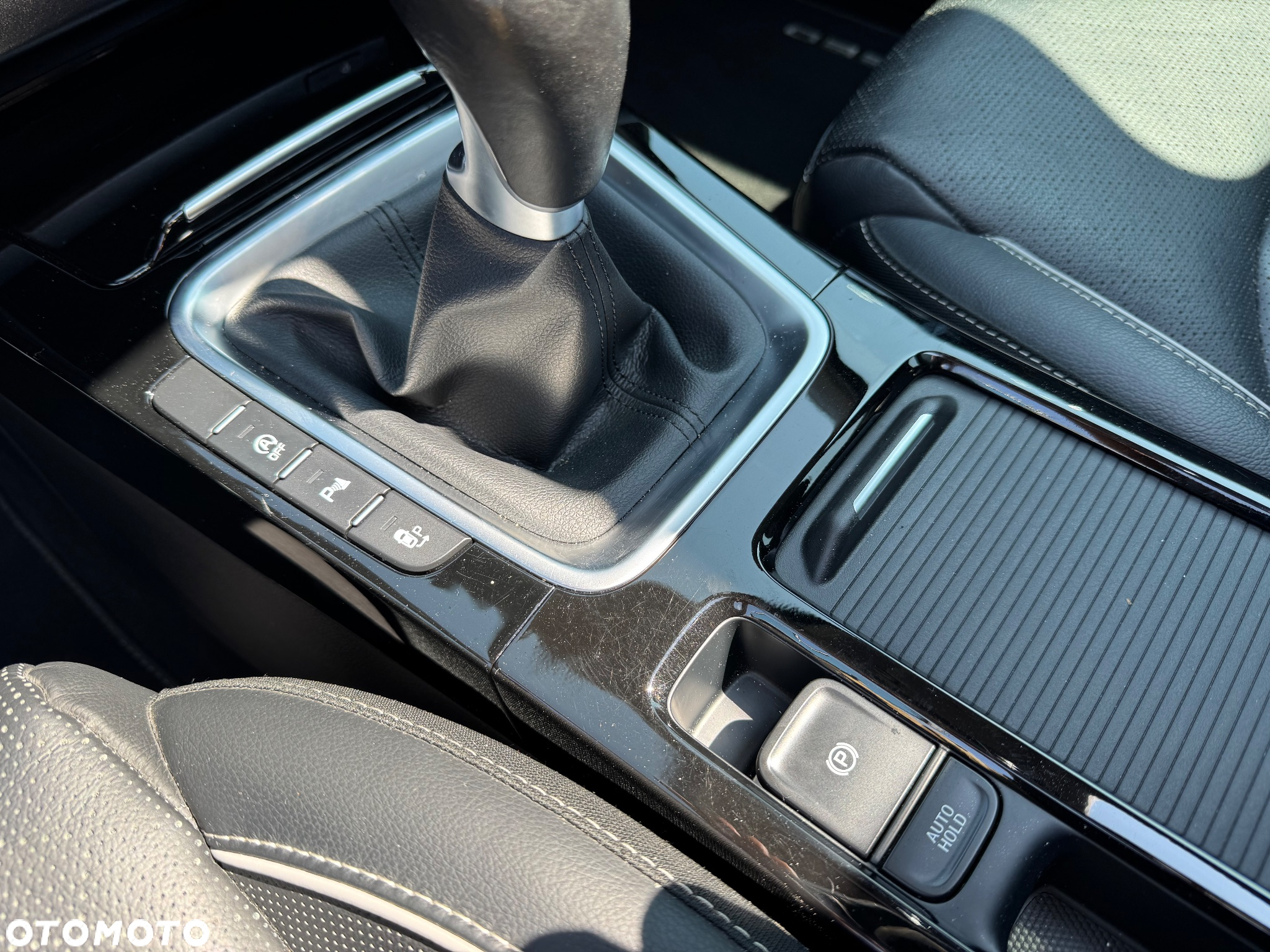 Kia Ceed 1.4 T-GDI OPF Platinum Edition - 38