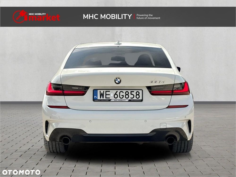 BMW Seria 3 330d M Sport sport - 4