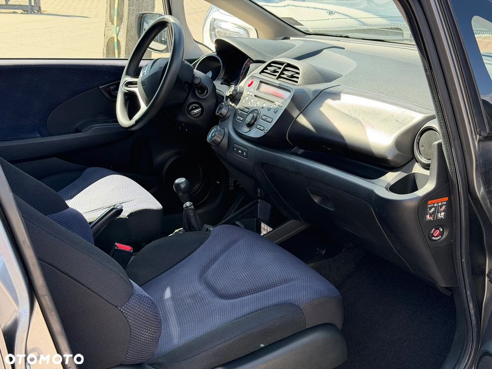 Honda Jazz 1.2 Trend - 32