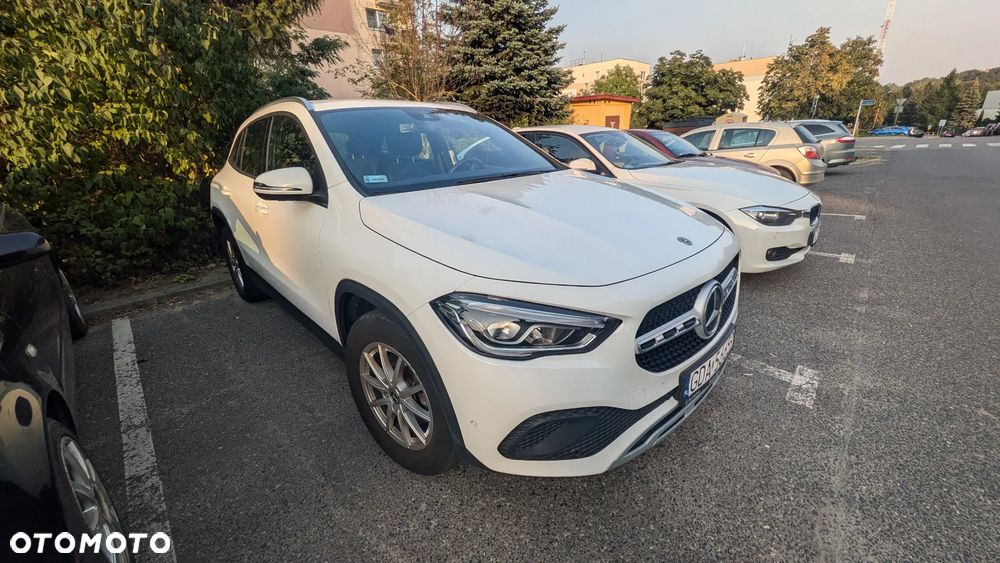 Mercedes-Benz GLA 200 Business Edition - 14