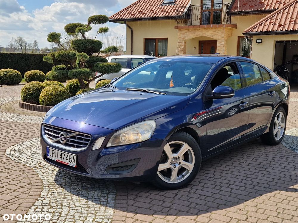 Volvo S60 D3 Geartronic Momentum - 1